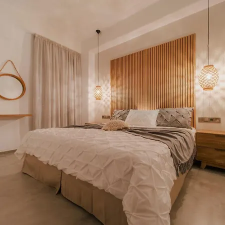 Villa Stunning Naxos | 5 Bedrooms | Vardos | Private Pool & Outdoor Hot Tub | Agia Anna