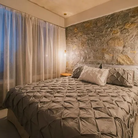 Villa Stunning Naxos | 5 Bedrooms | Vardos | Private Pool & Outdoor Hot Tub | Agia Anna Agia Anna (Naxos)